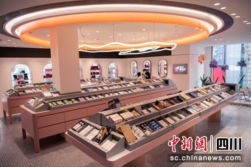 京東新百貨全國(guó)首家旗艦店落地成都